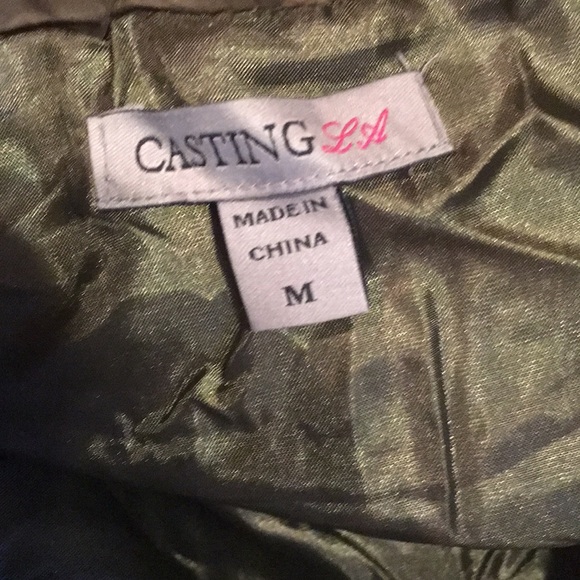 ❤️2 for $40❤️ Warm olive vest - Picture 3 of 8